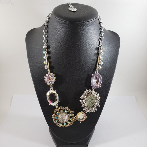 Betsey Johnson statement necklace - Picture 1 of 5